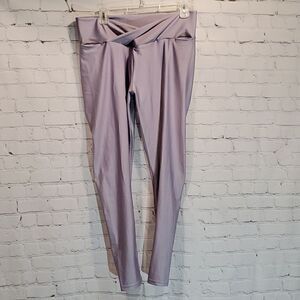 Obsession shape wear lilac top pocket leggings